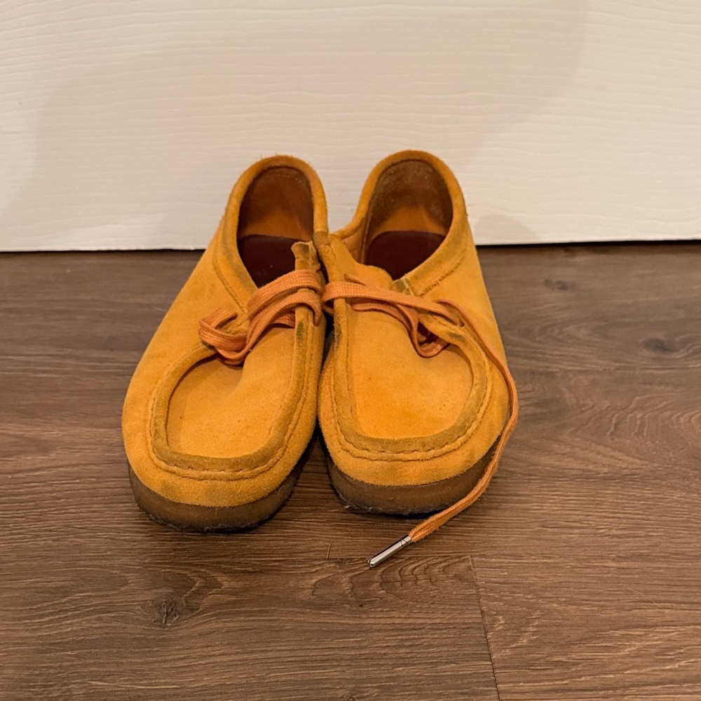 Clarks women’s Mustard Loafers